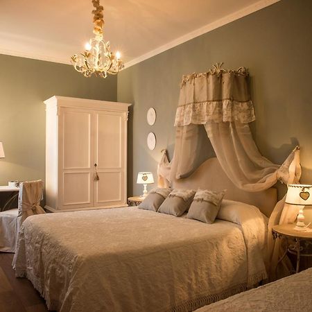 B&B Il Biancospino Abbadia San Salvator Luaran gambar