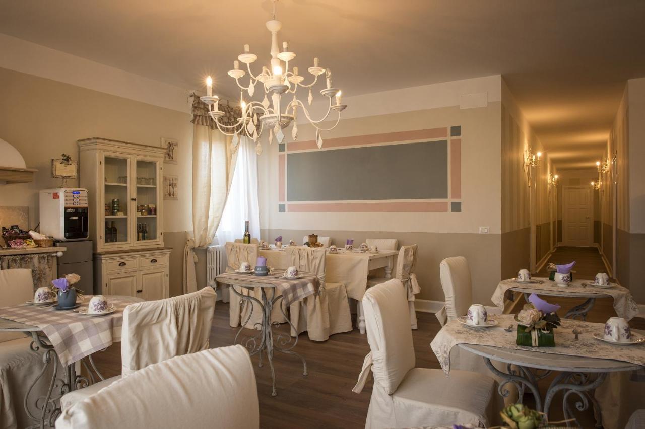 B&B Il Biancospino Abbadia San Salvator Luaran gambar